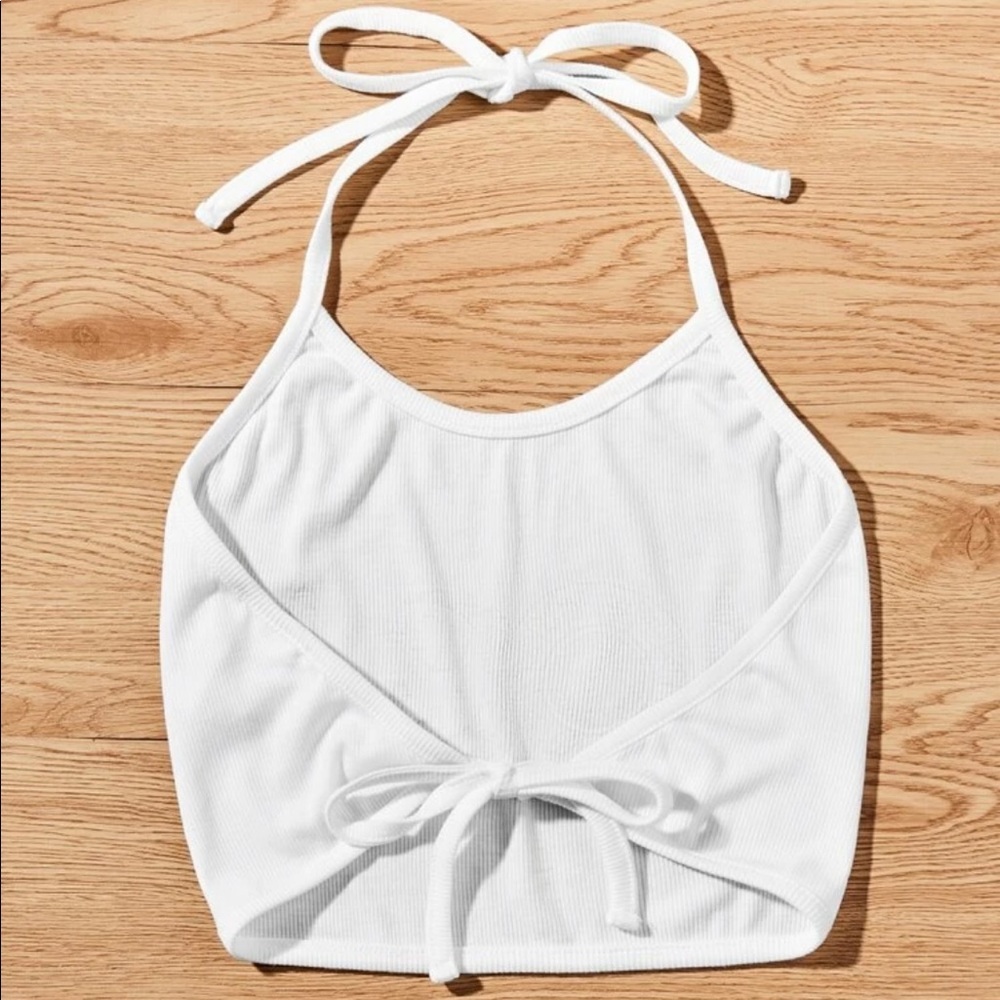 NWT Shien: Extra Large Black & White Moon Tie Up Horoscope Crop Halter - Picture 2 of 7